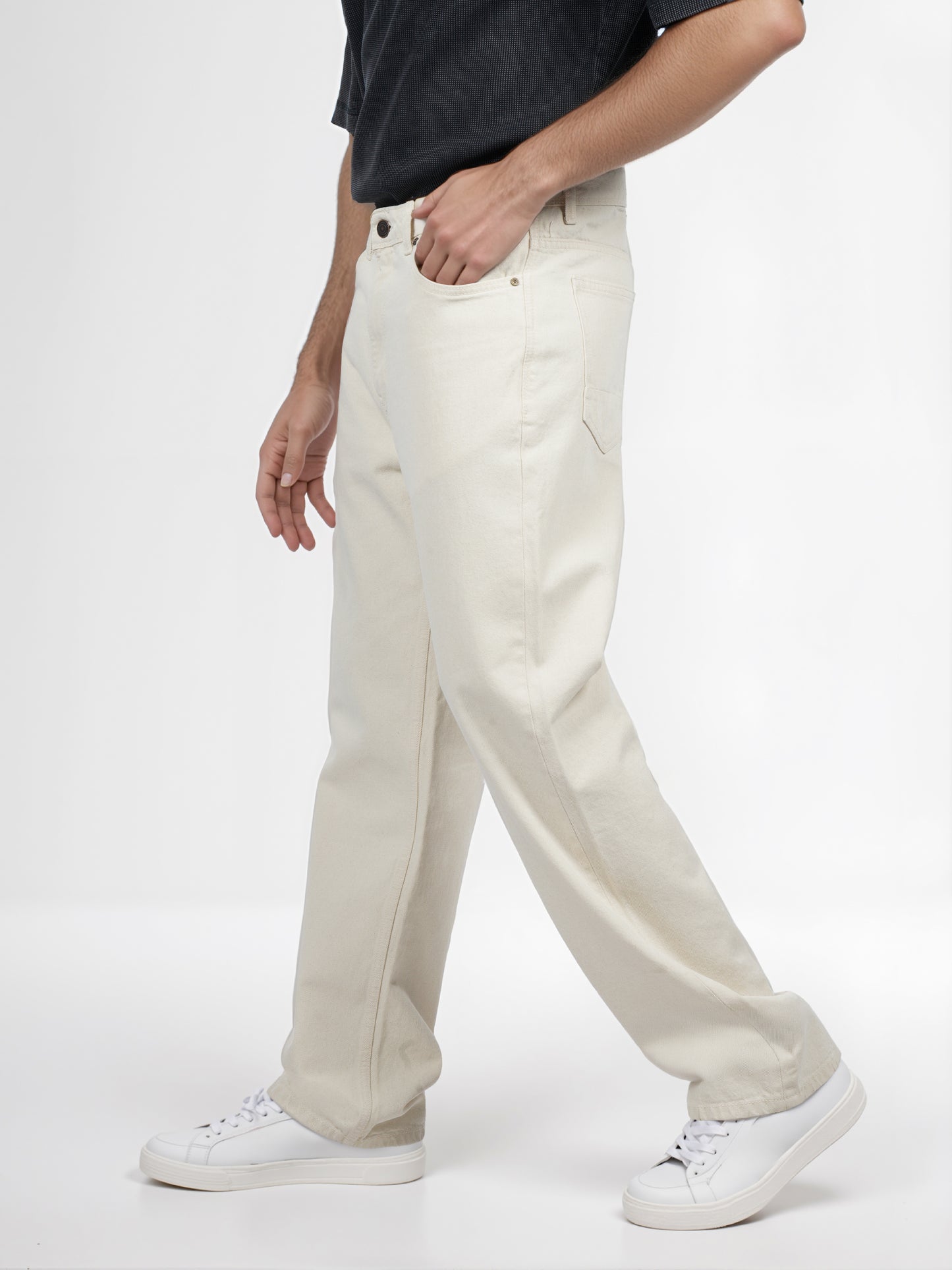 Celio* Men Beige Solid Loose Fit Cotton Jean