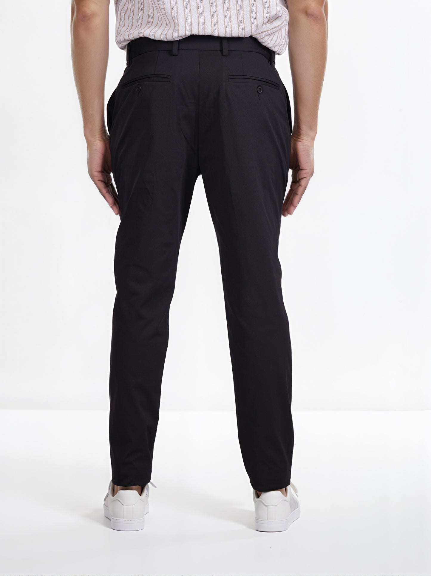 Celio* Men Black Solid Slim Fit Cotton Knit Trouser