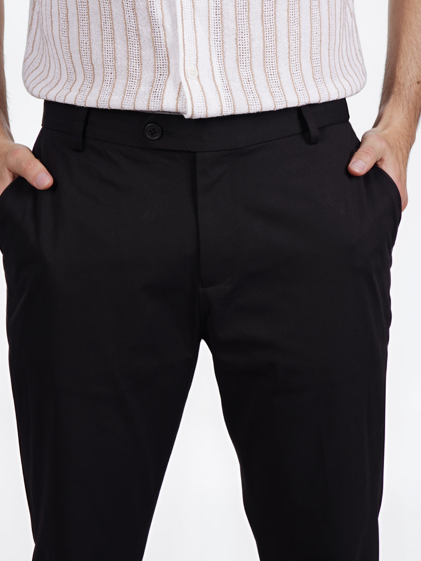 Celio* Men Black Solid Slim Fit Cotton Knit Trouser