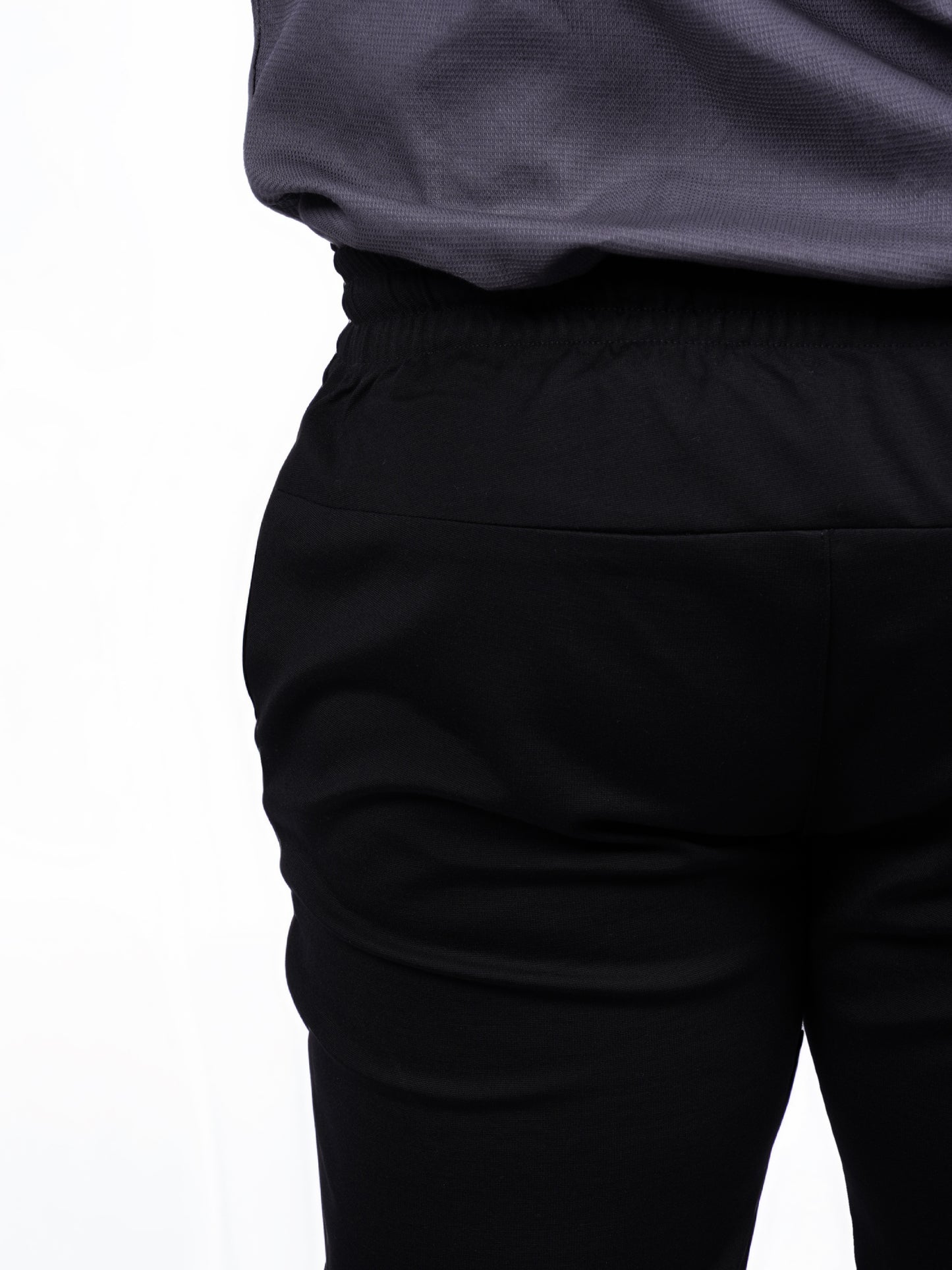 Celio* Men Black Solid Slim Fit Rayon Trouser