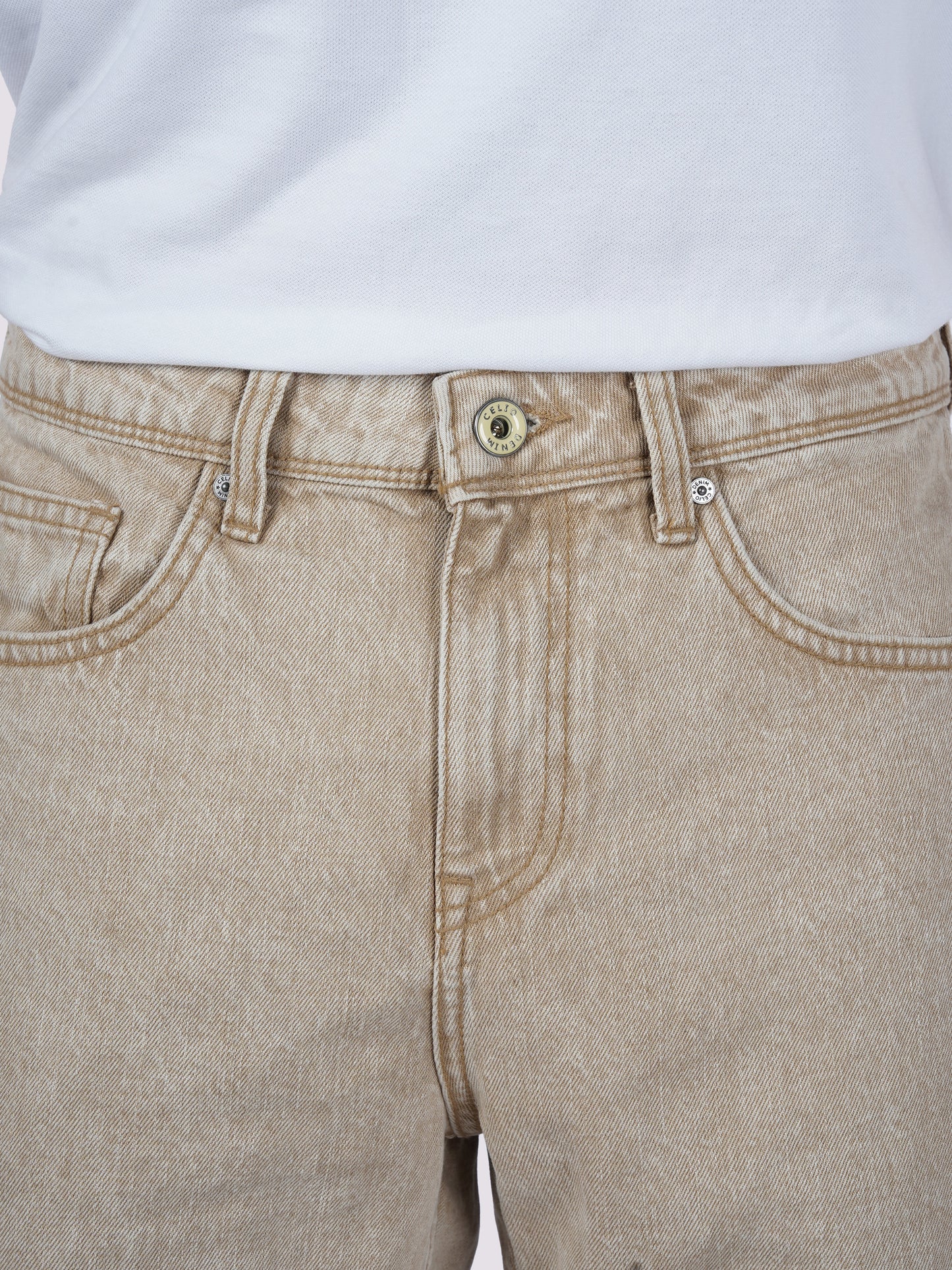 Celio* Men Brown Solid Loose Fit Cotton Jeans