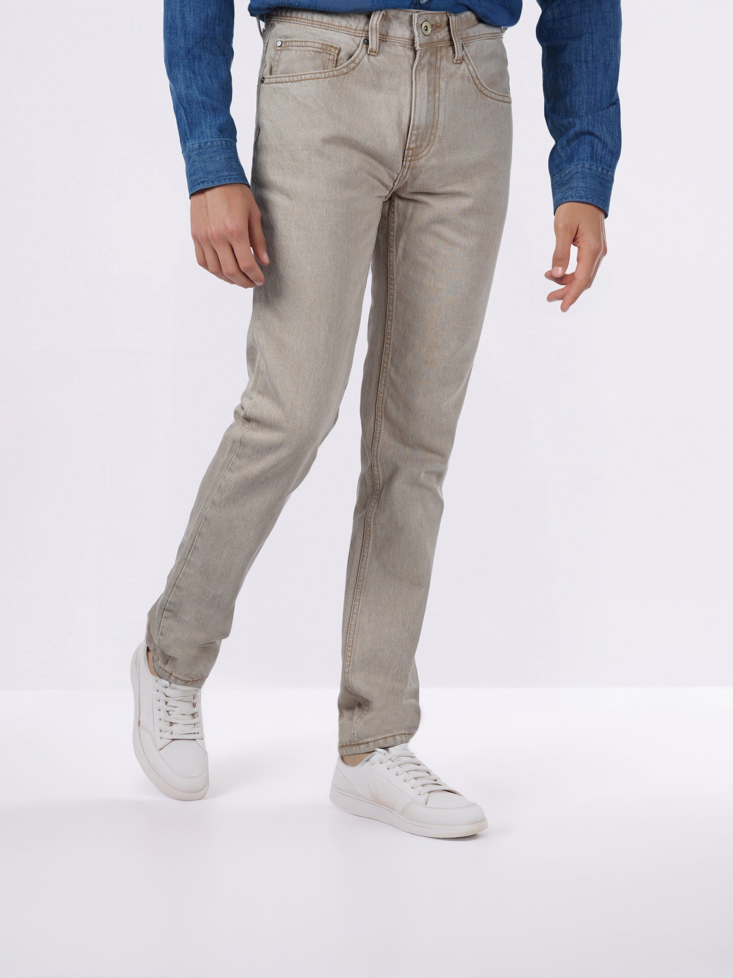 Celio* Men Brown Solid Loose Fit Cotton Jeans