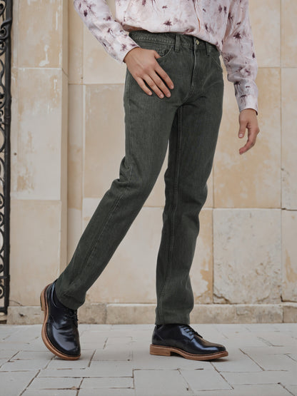 Celio* Men Olive Solid Loose Fit Cotton Jeans