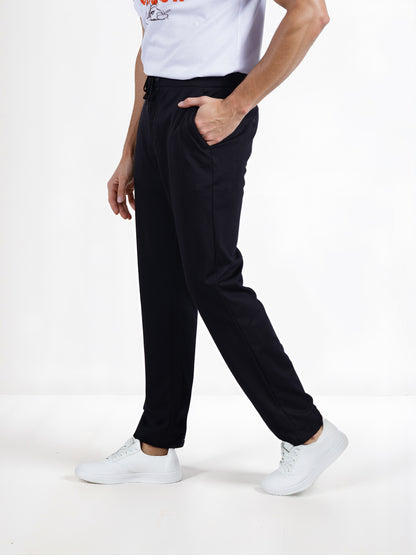 Celio* Men Black Solid Slim Fit Terylene Knit Trouser