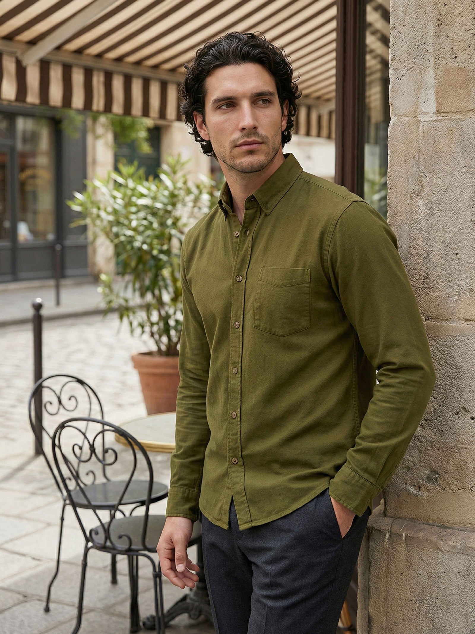 Celio Men Olive Solid Regular Fit Cotton Shirts