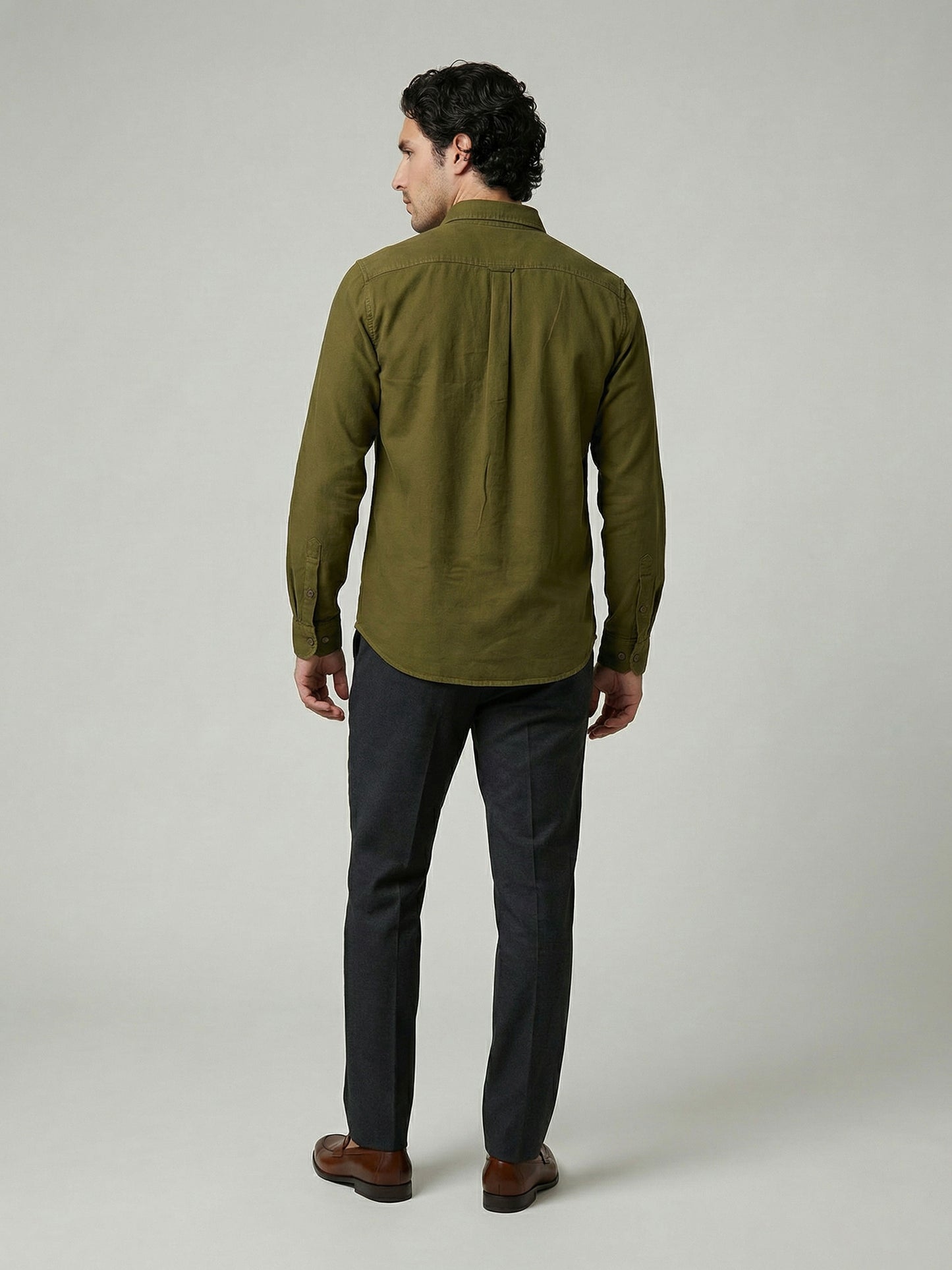 Celio Men Olive Solid Regular Fit Cotton Shirts