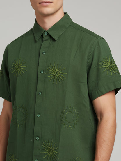 Celio* Men Olive Embroidered Regular Fit Cotton Shirts