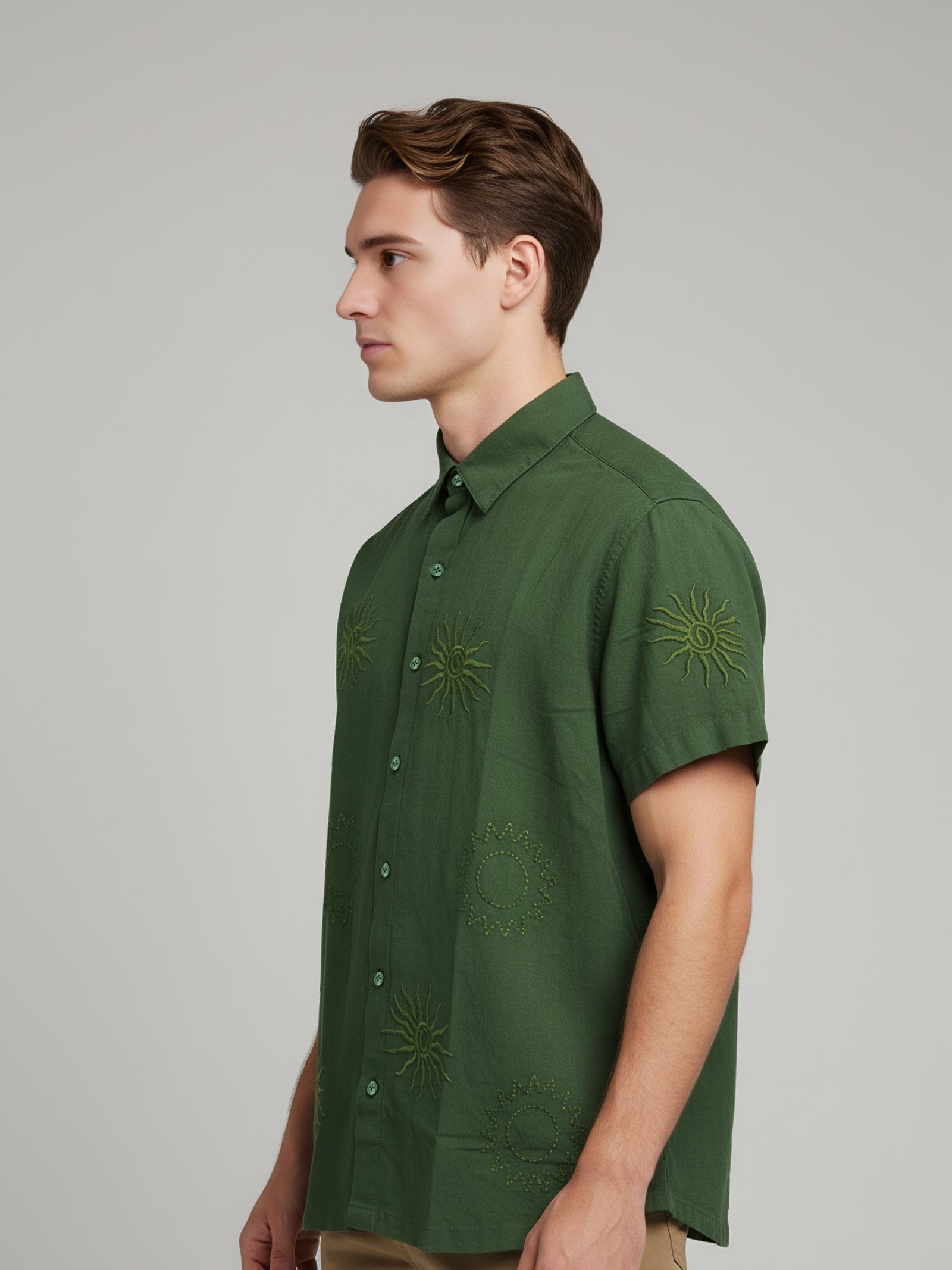Celio* Embroidered Regular Fit Men Olive Cotton Shirts
