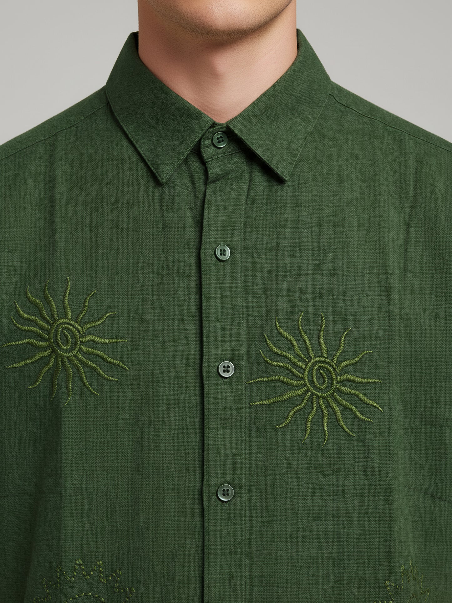 Celio* Men Olive Embroidered Regular Fit Cotton Shirts