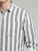 Celio* Regular Fit White Cotton Striped Men Shirts