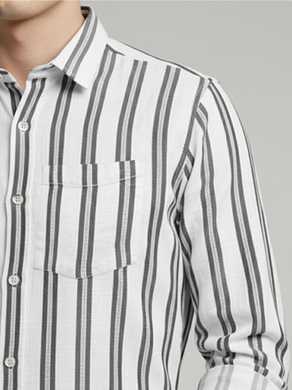 Celio* Men White Striped Regular Fit Cotton Shirts