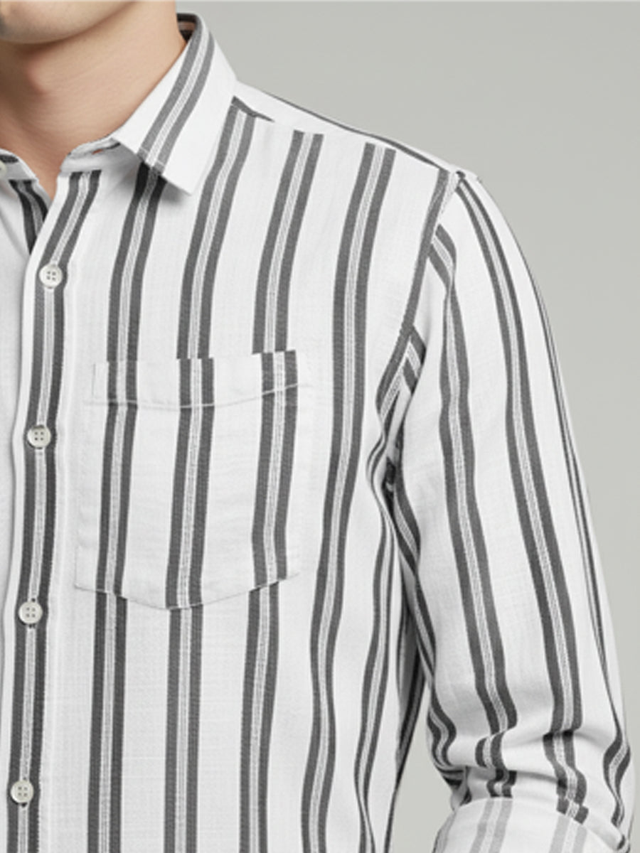 Celio* Regular Fit White Cotton Striped Men Shirts