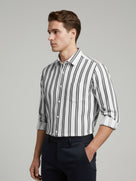 Celio* Regular Fit White Cotton Striped Men Shirts