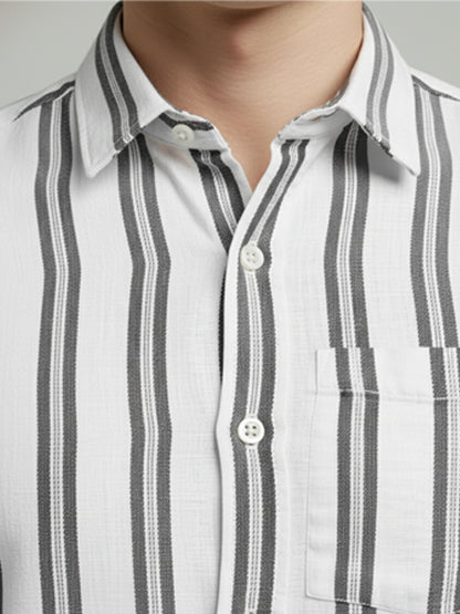 Celio* Men White Striped Regular Fit Cotton Shirts