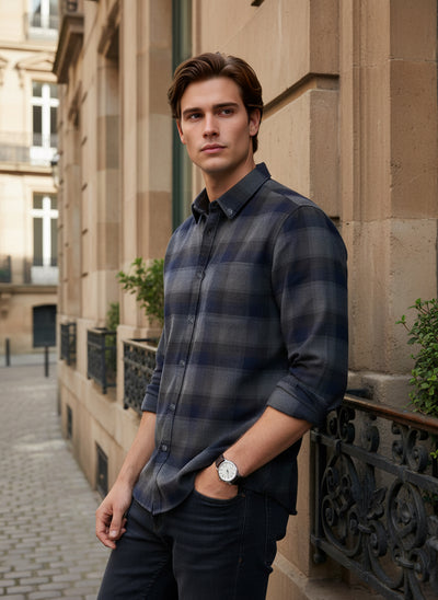 Celio* Men Grey Checked Regular Fit Cotton Shirts