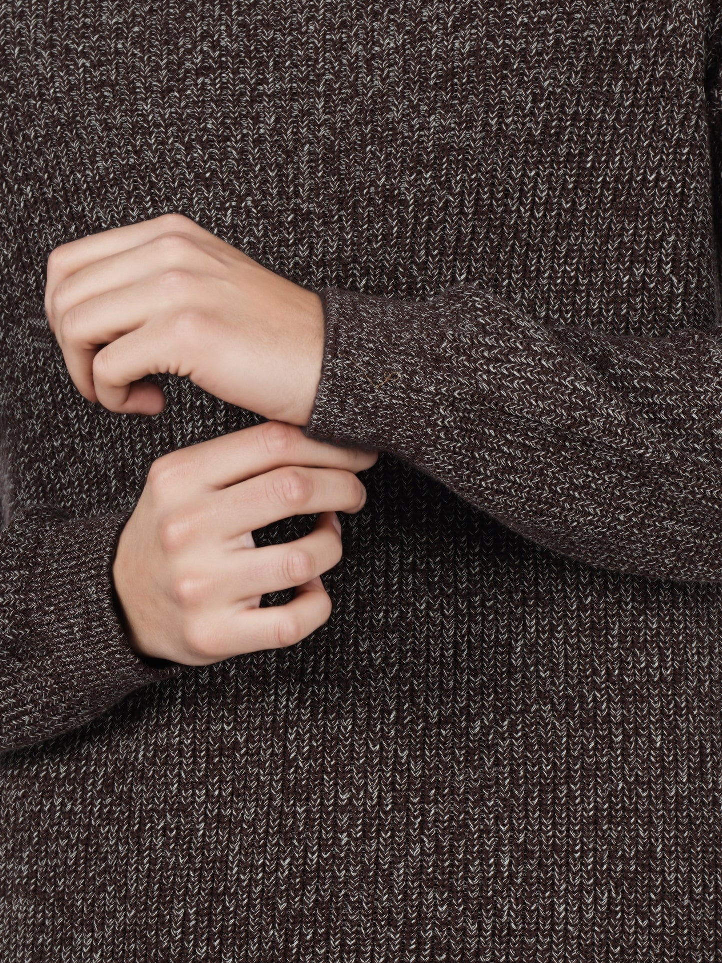 Celio* Men Brown Solid Regular Fit Cotton Sweaters