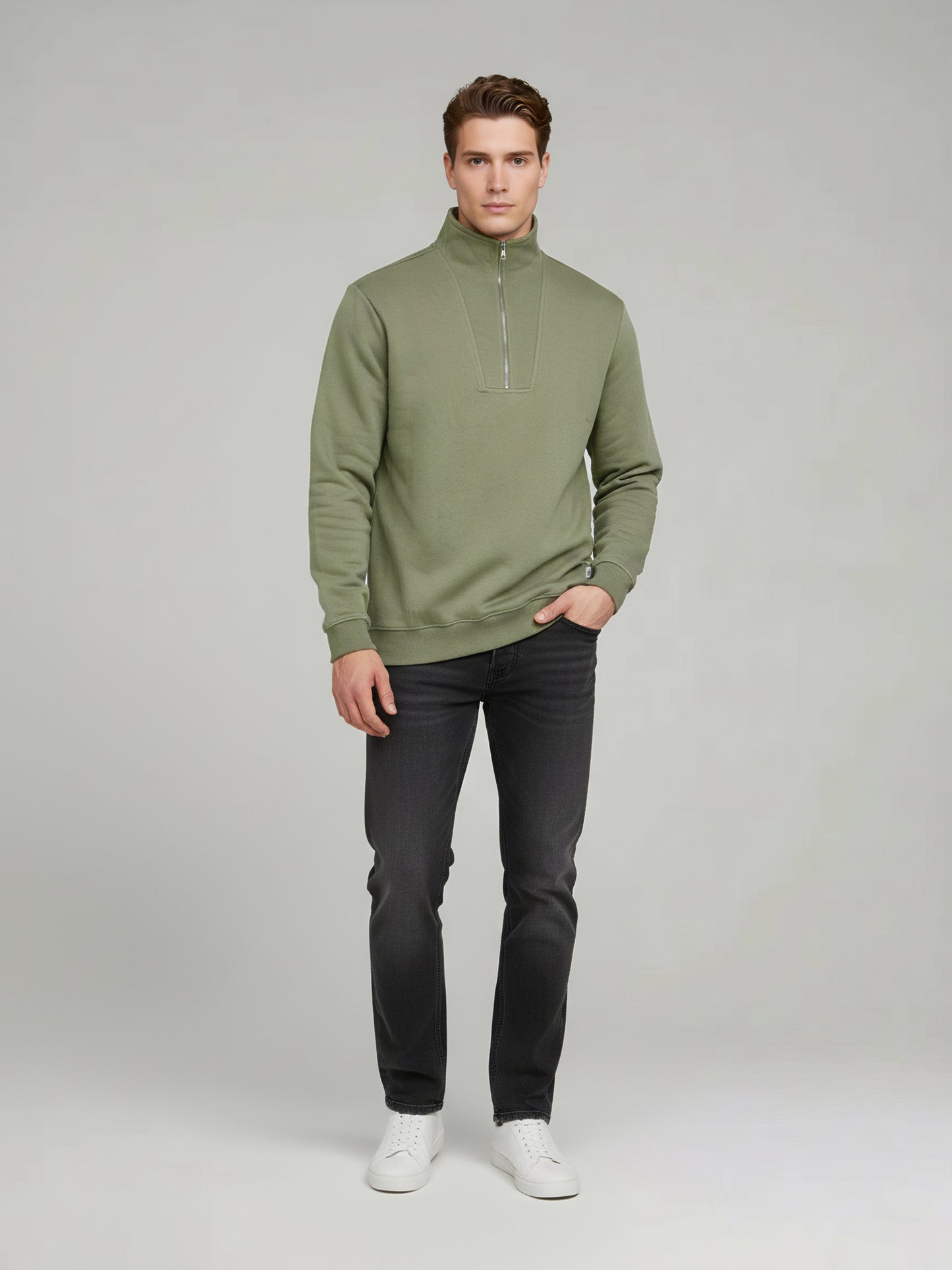 Celio Men Olive Solid Regular Fit Cotton Sweatshirts