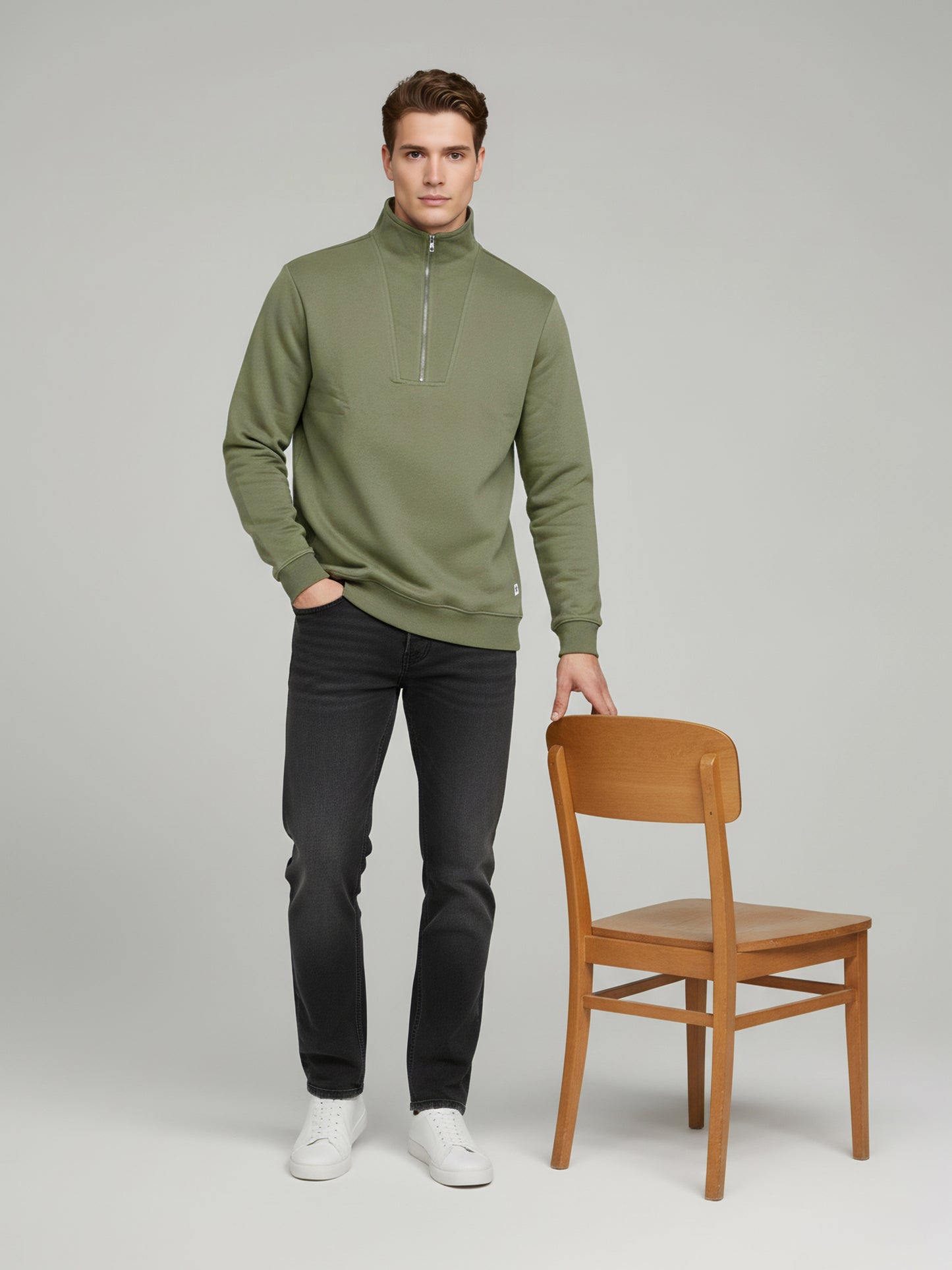 Celio Men Olive Solid Regular Fit Cotton Sweatshirts