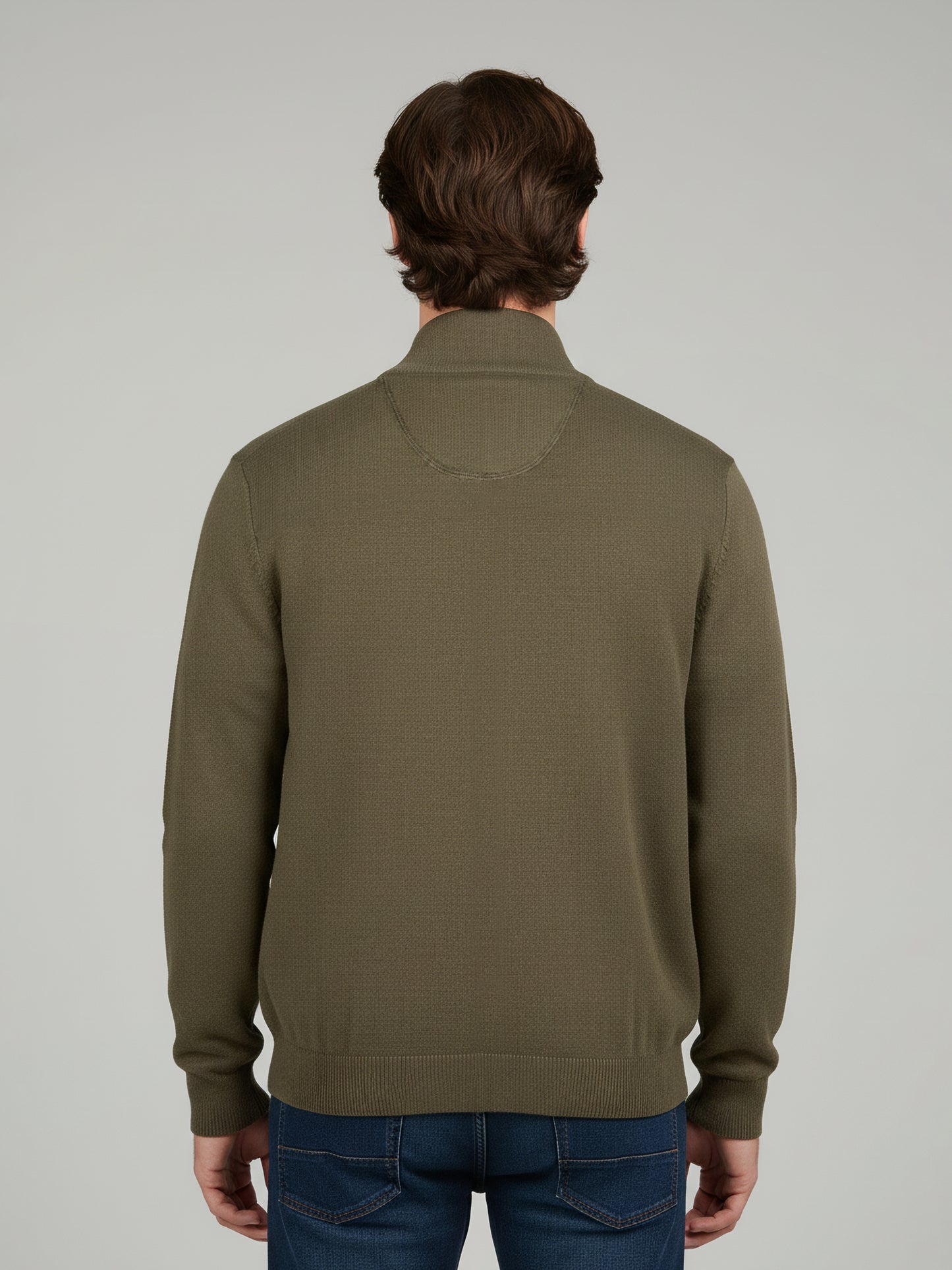 Celio Men Olive Solid Straight Fit Cotton Sweaters