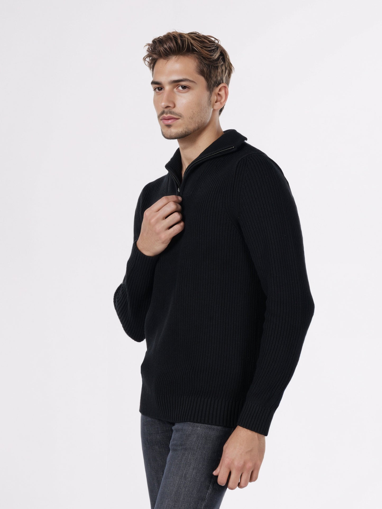 Celio* Men Black Solid Regular Fit Cotton Sweaters