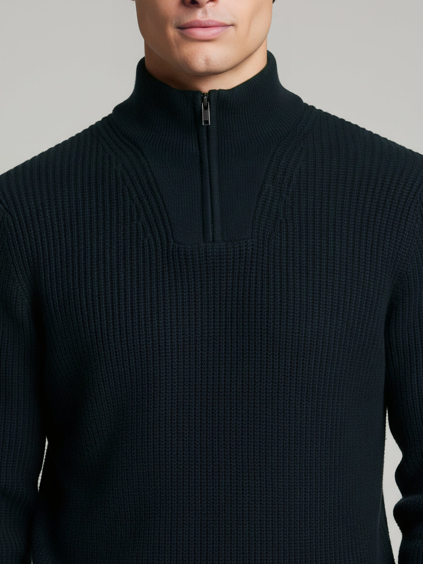 Celio* Men Green Solid Regular Fit Cotton Sweaters