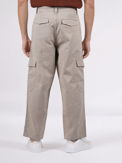 Celio* Men Beige Solid Baggy Fit Cotton Trousers