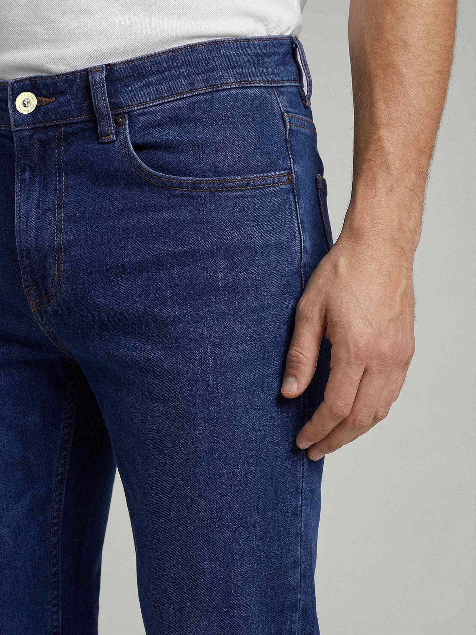 Celio* Blue Cotton Slim Fit Solid Jeans for Men