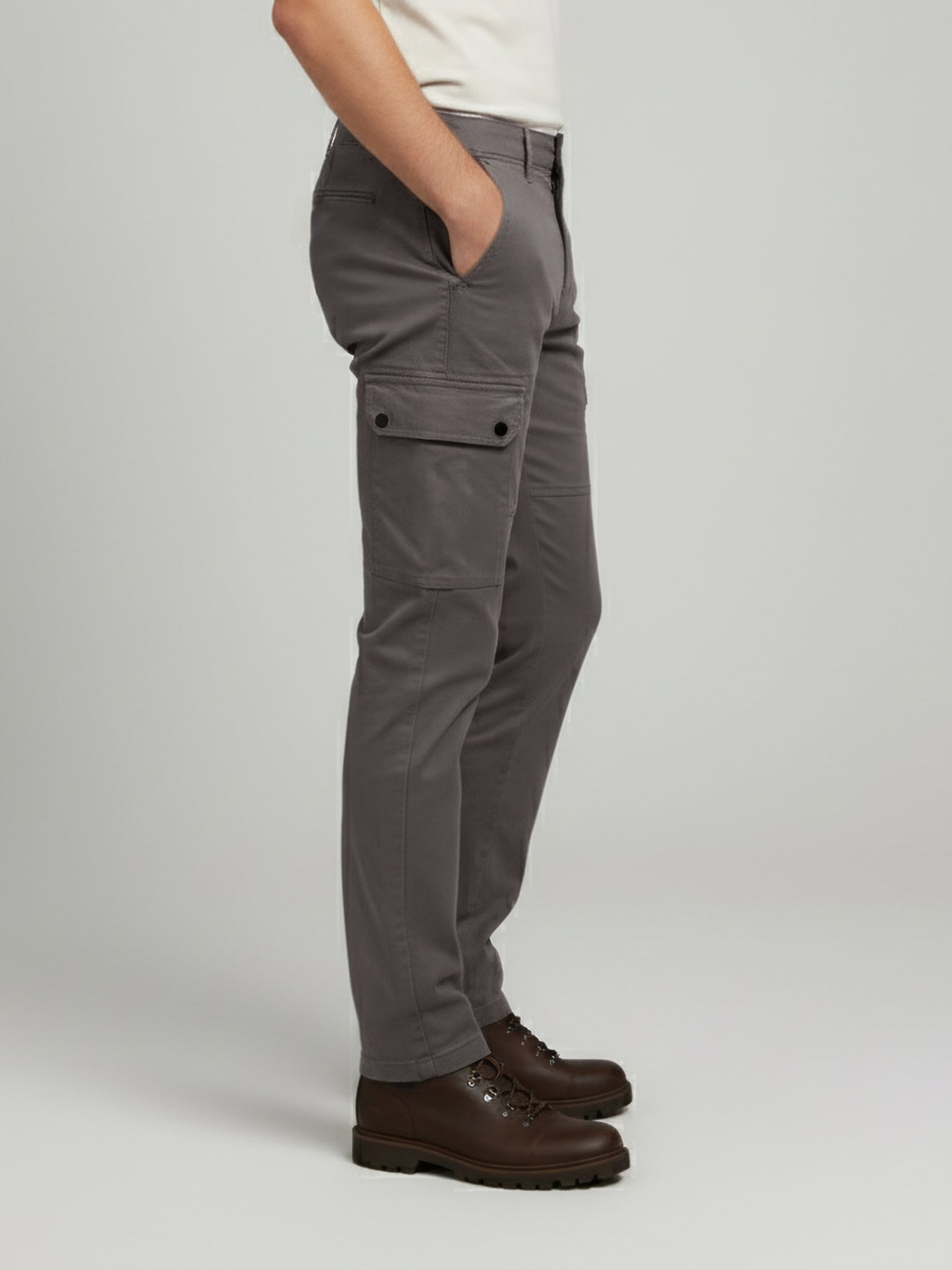 Celio* Men Taupe Solid Straight Fit Cotton Trousers