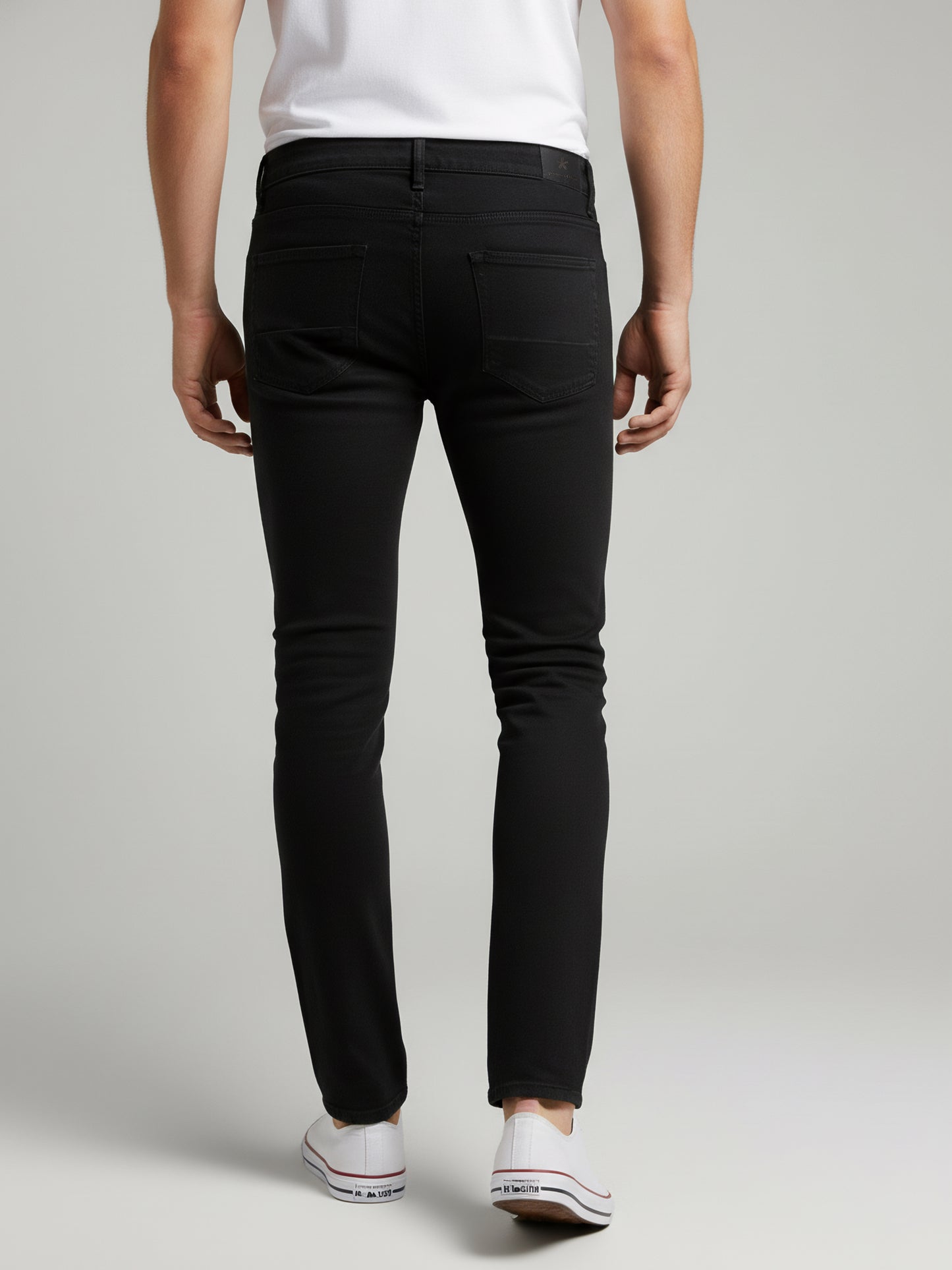 Celio* Men Black Solid Straight Fit Cotton Jeans