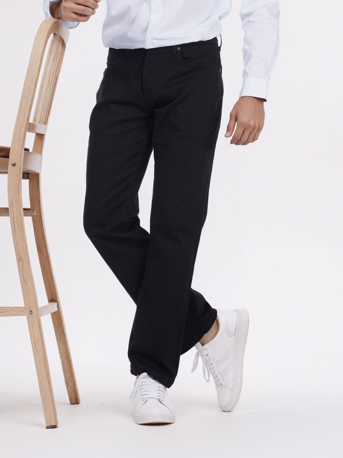 Celio* Men Black Solid Bootcut Fit Cotton Jeans