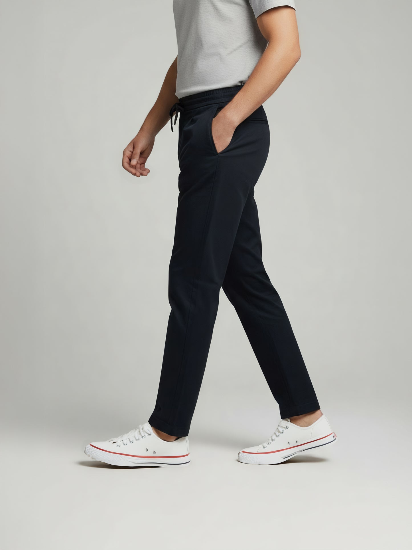 Celio* Men Black Solid Jogger Fit Cotton-Tencel-Blend Trousers