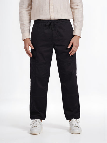 Celio* Men Black Solid Straight Fit Cotton Cargo