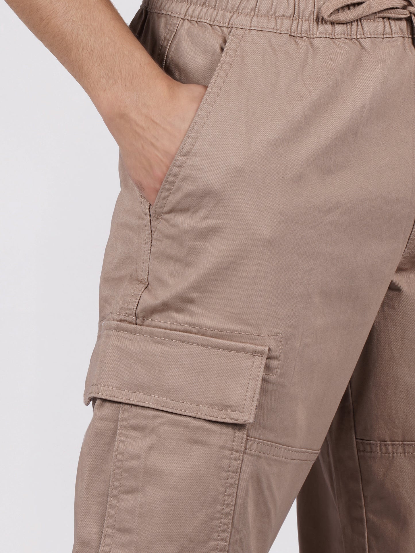 Celio Men Beige Solid Straight Fit Cotton Trousers