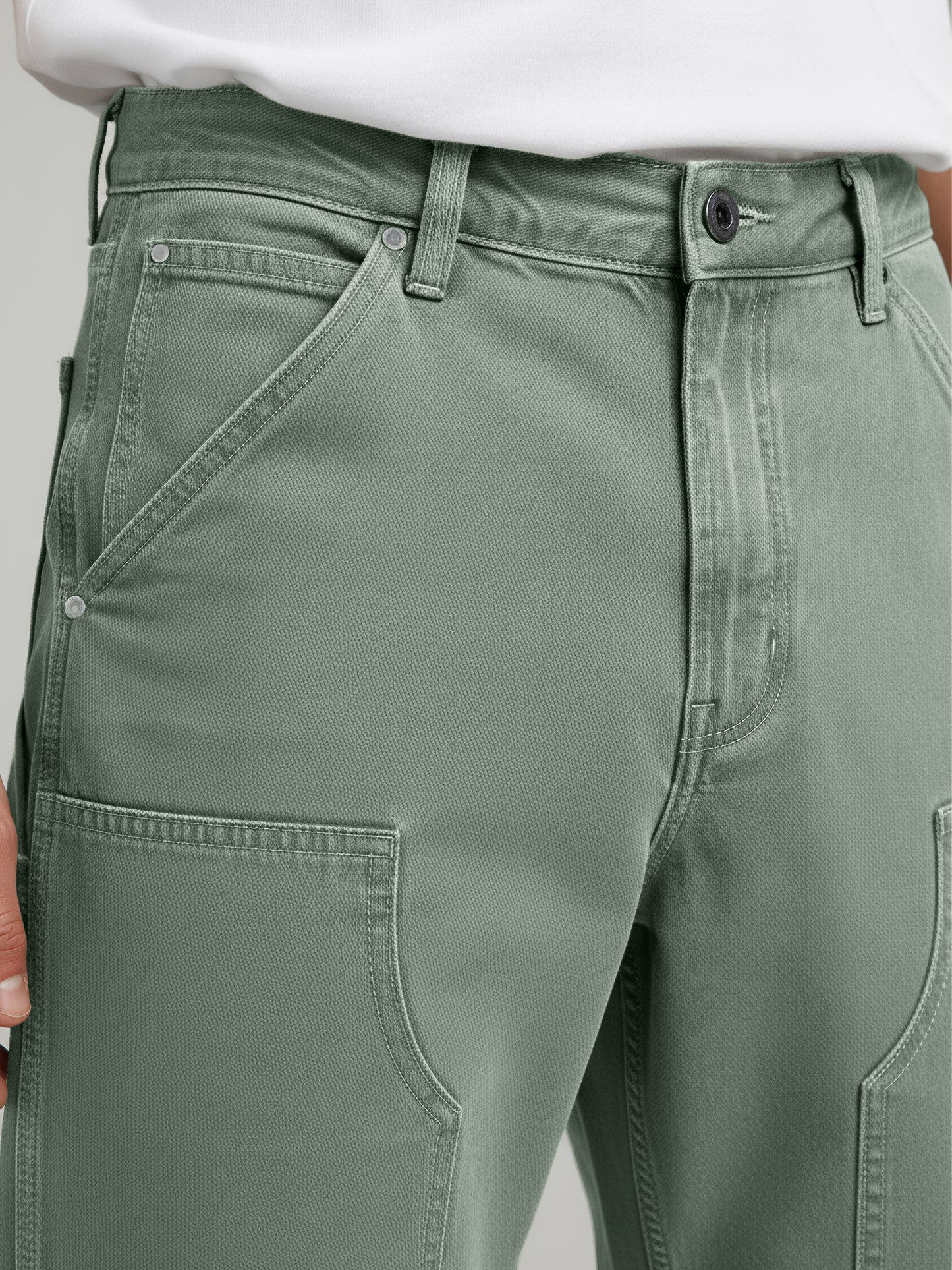 Celio* Men Olive Solid Relaxed Fit Cotton Trousers