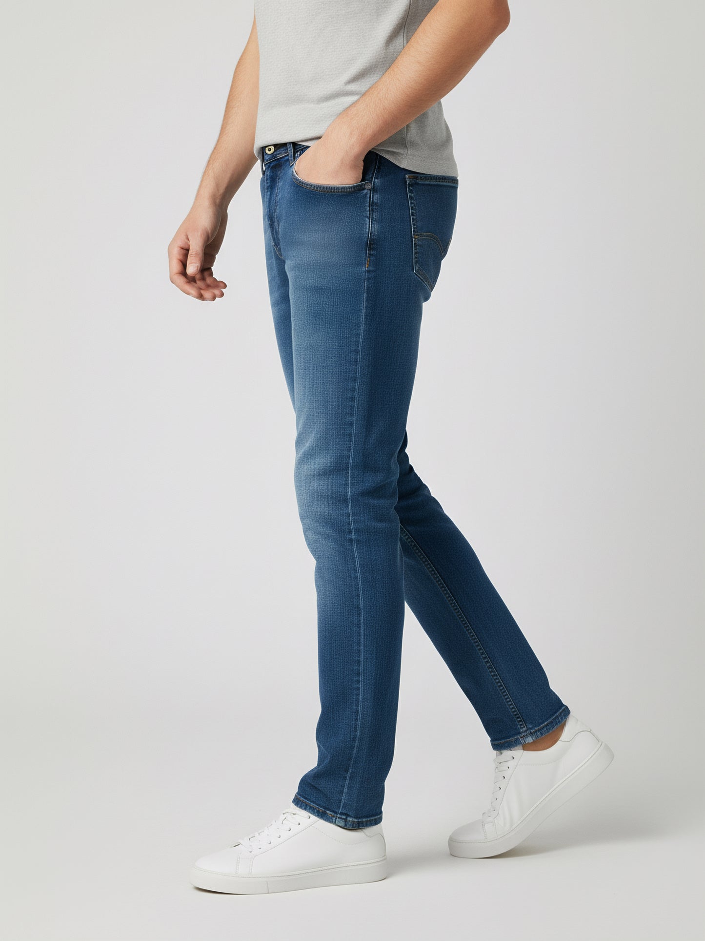 Celio Men Blue Solid Slim Fit Cotton-Blend Jeans