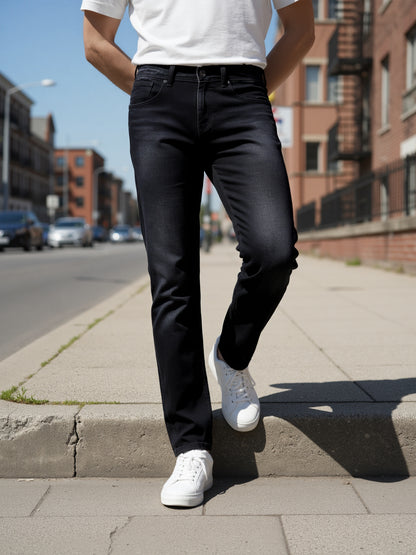 Celio* Men Black Solid Straight Fit Cotton Jeans