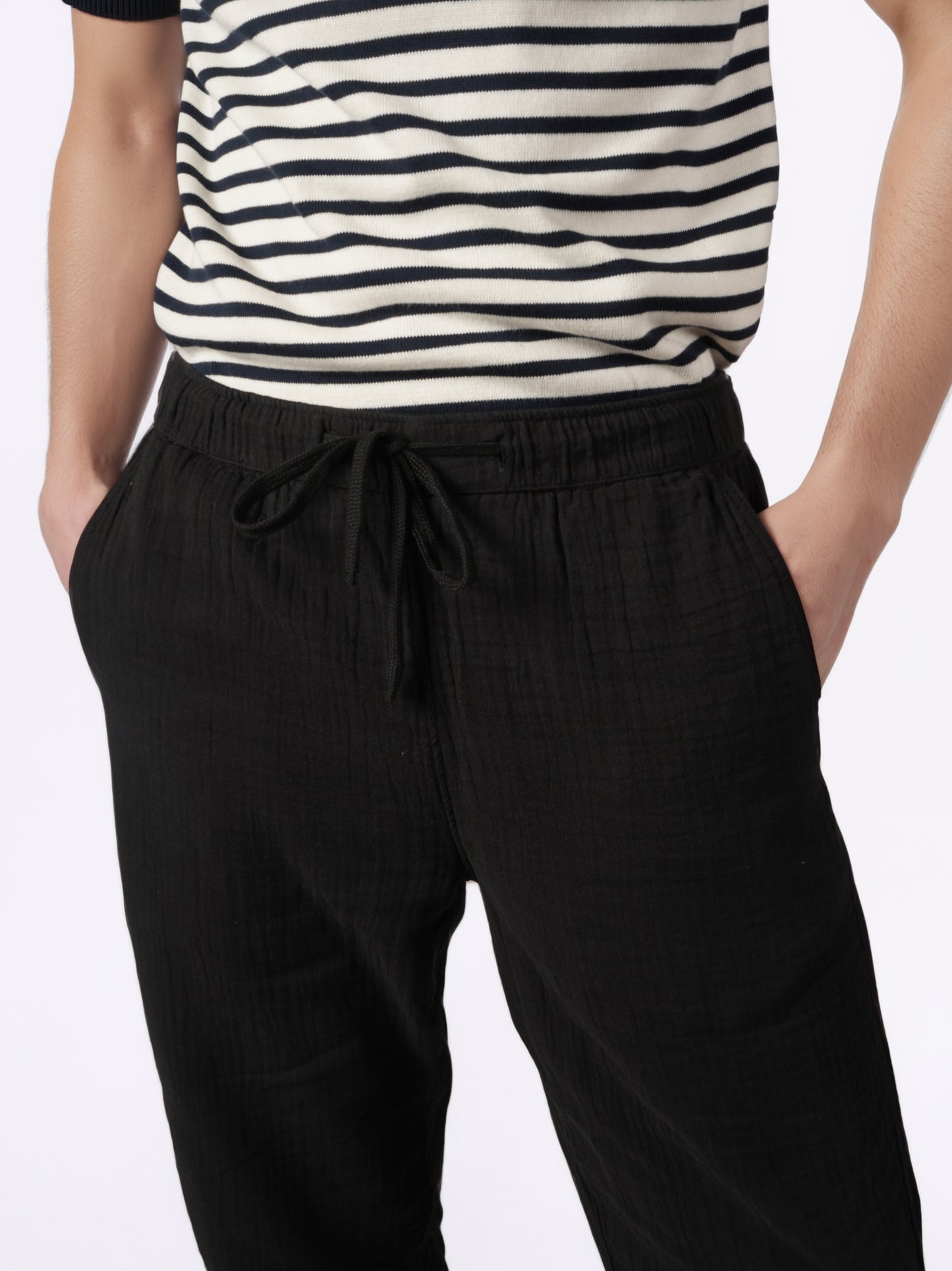 Celio* Men Black Solid Jogger Fit Cotton Trousers