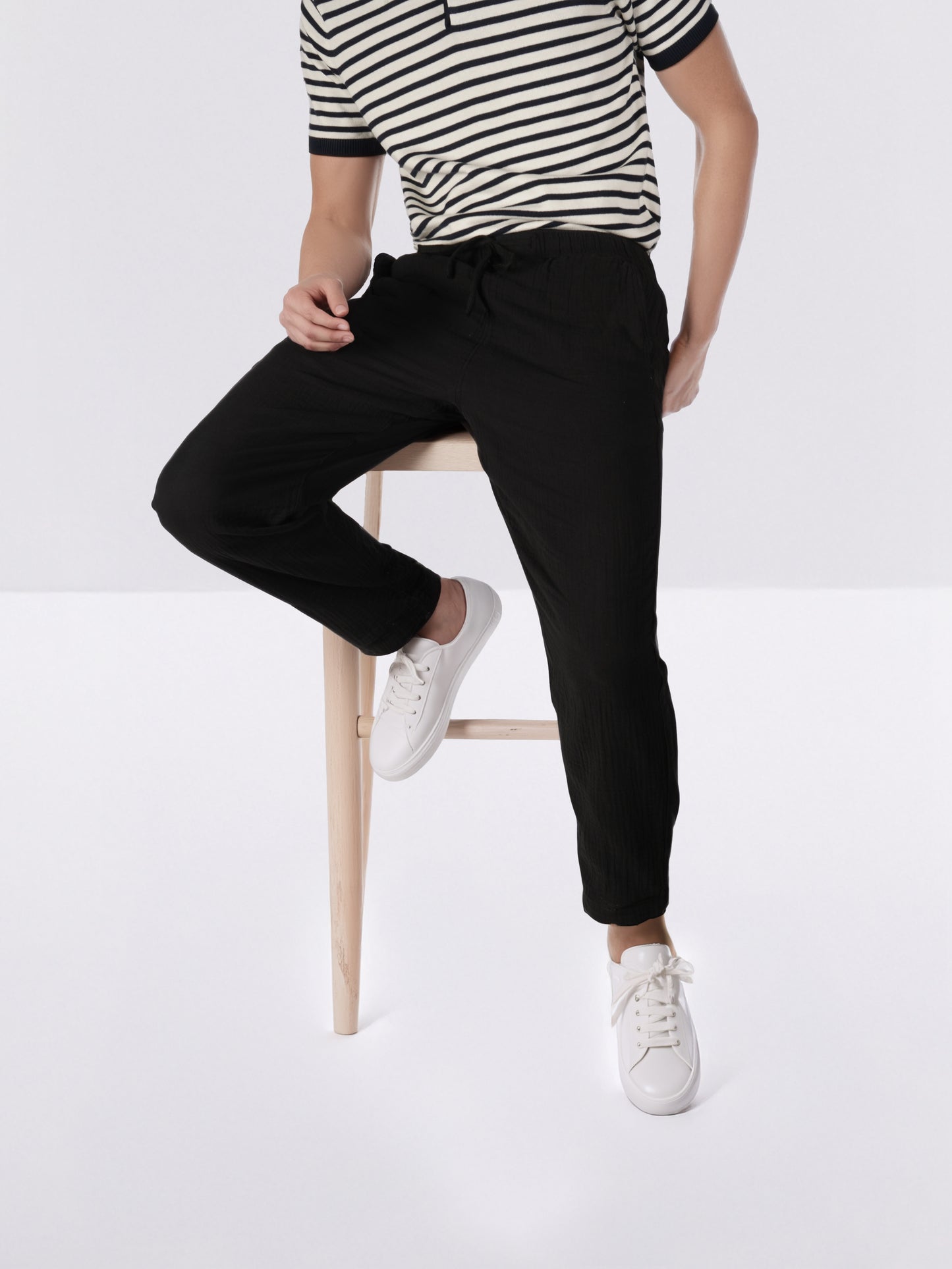 Celio* Men Black Solid Jogger Fit Cotton Trousers