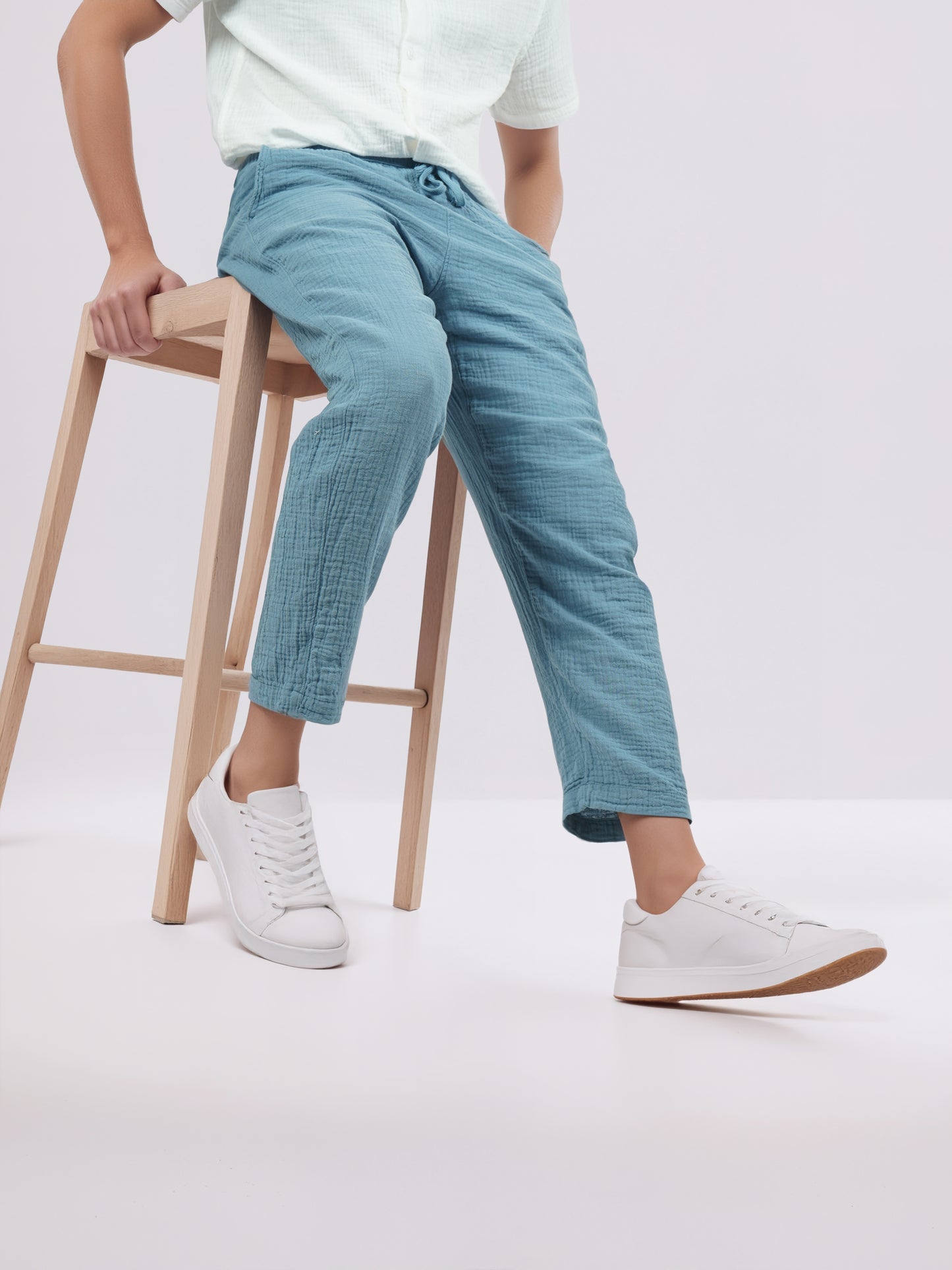 Celio* Men Blue Solid Jogger Fit Cotton Trousers