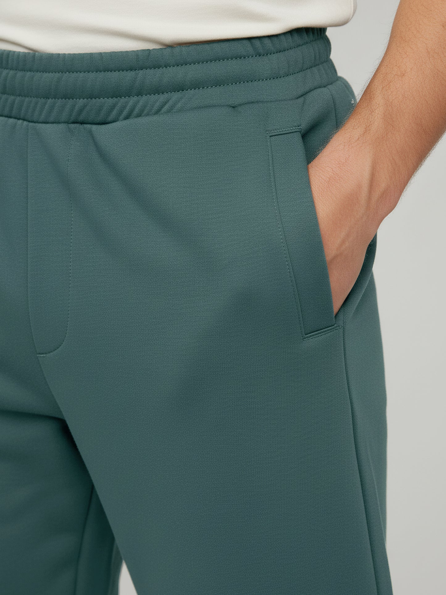 Celio* Men Green Solid Oversize Cotton Trousers