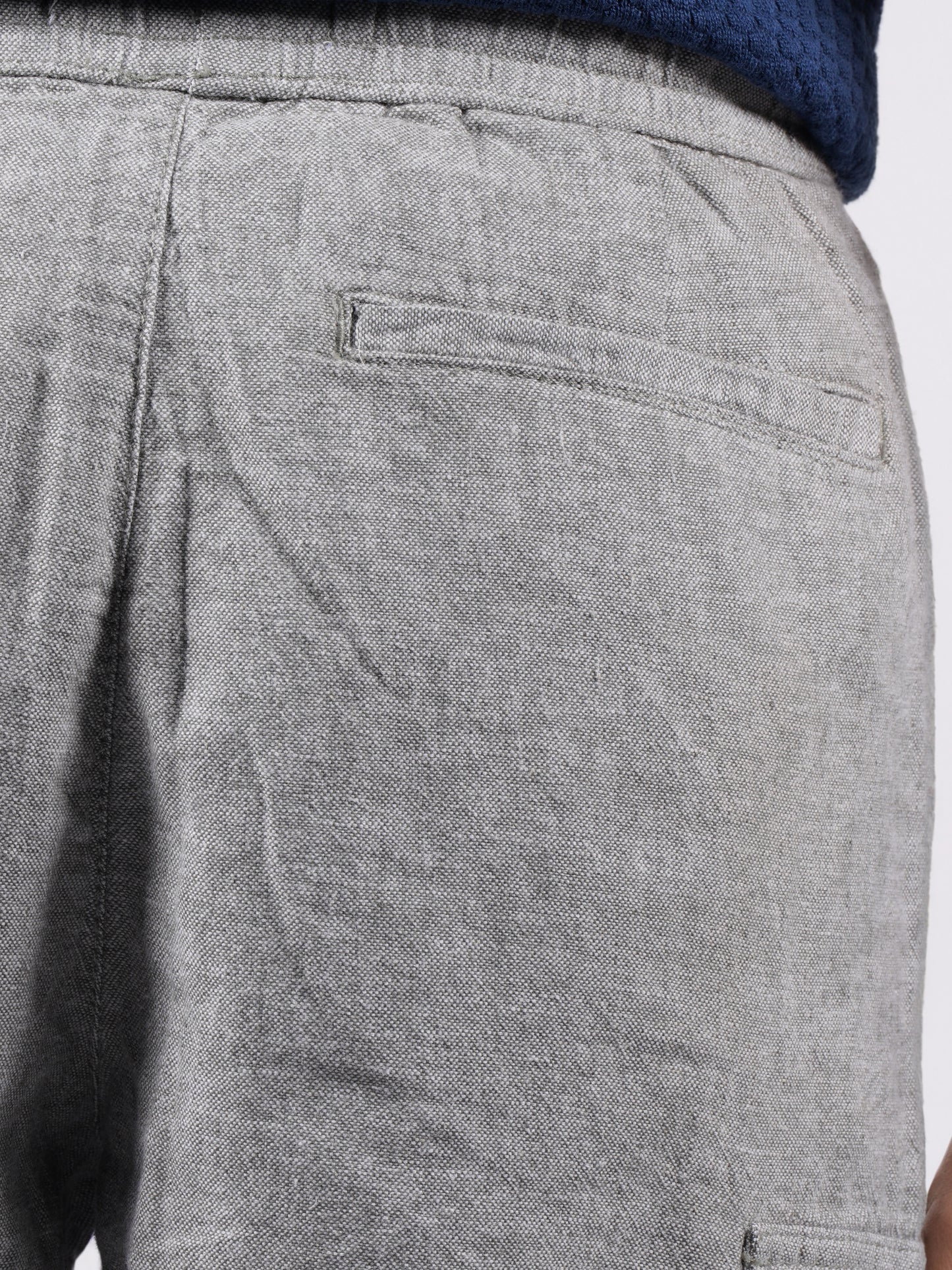 Celio* Men Grey Solid Straight Fit Cotton-Linen-Blend Trousers