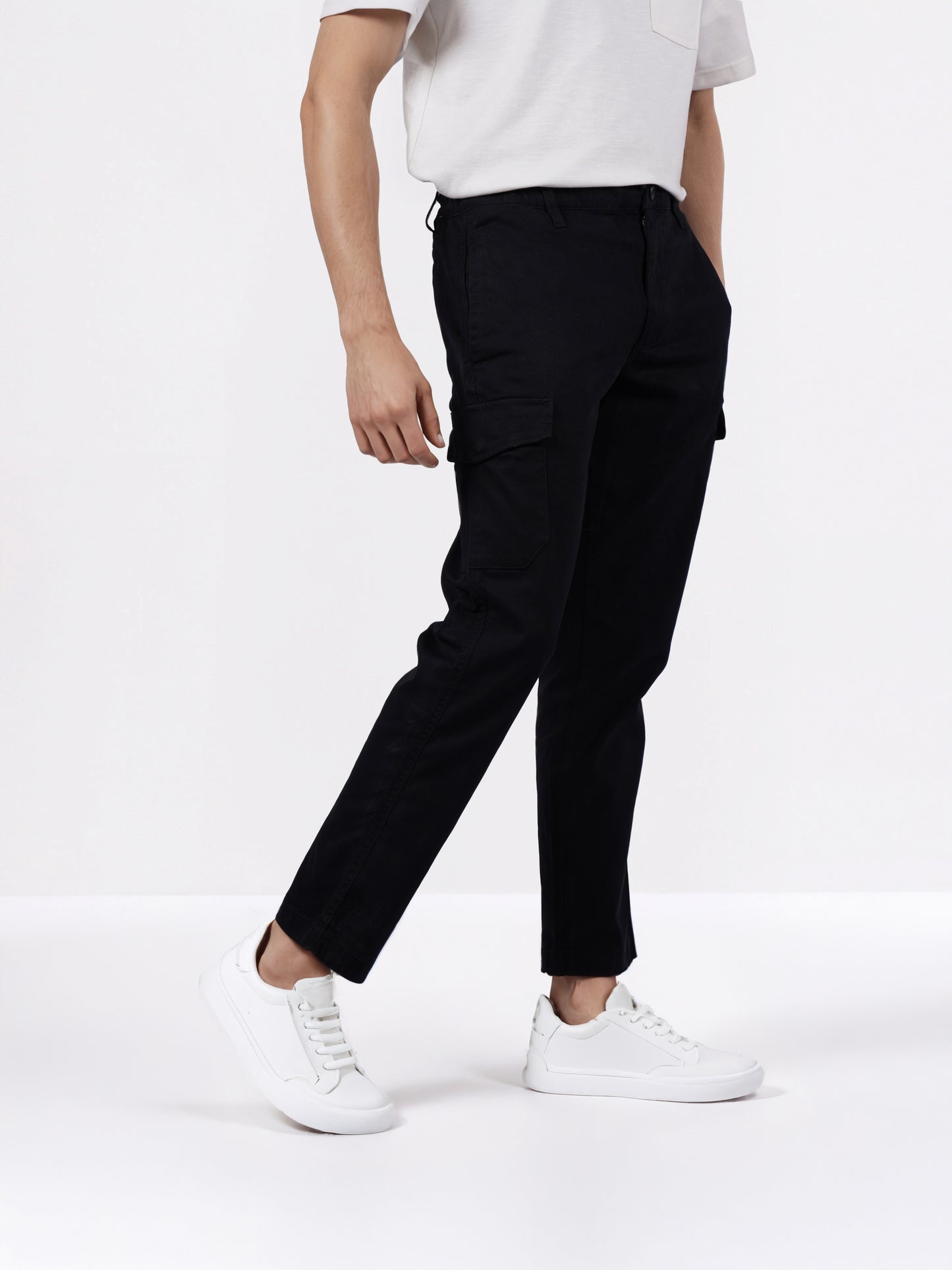 Celio* Men Black Solid Straight Fit Cotton Trousers