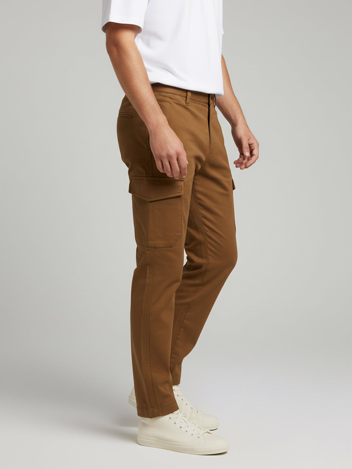 Celio* Men  Brown Solid straight-fit Cotton Trousers