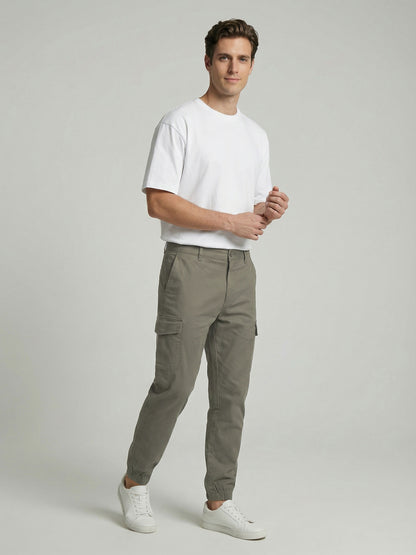 Celio* Men Olive Solid Straight Fit Cotton Trousers