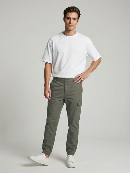 Celio* Men Olive Solid Straight Fit Cotton Trousers