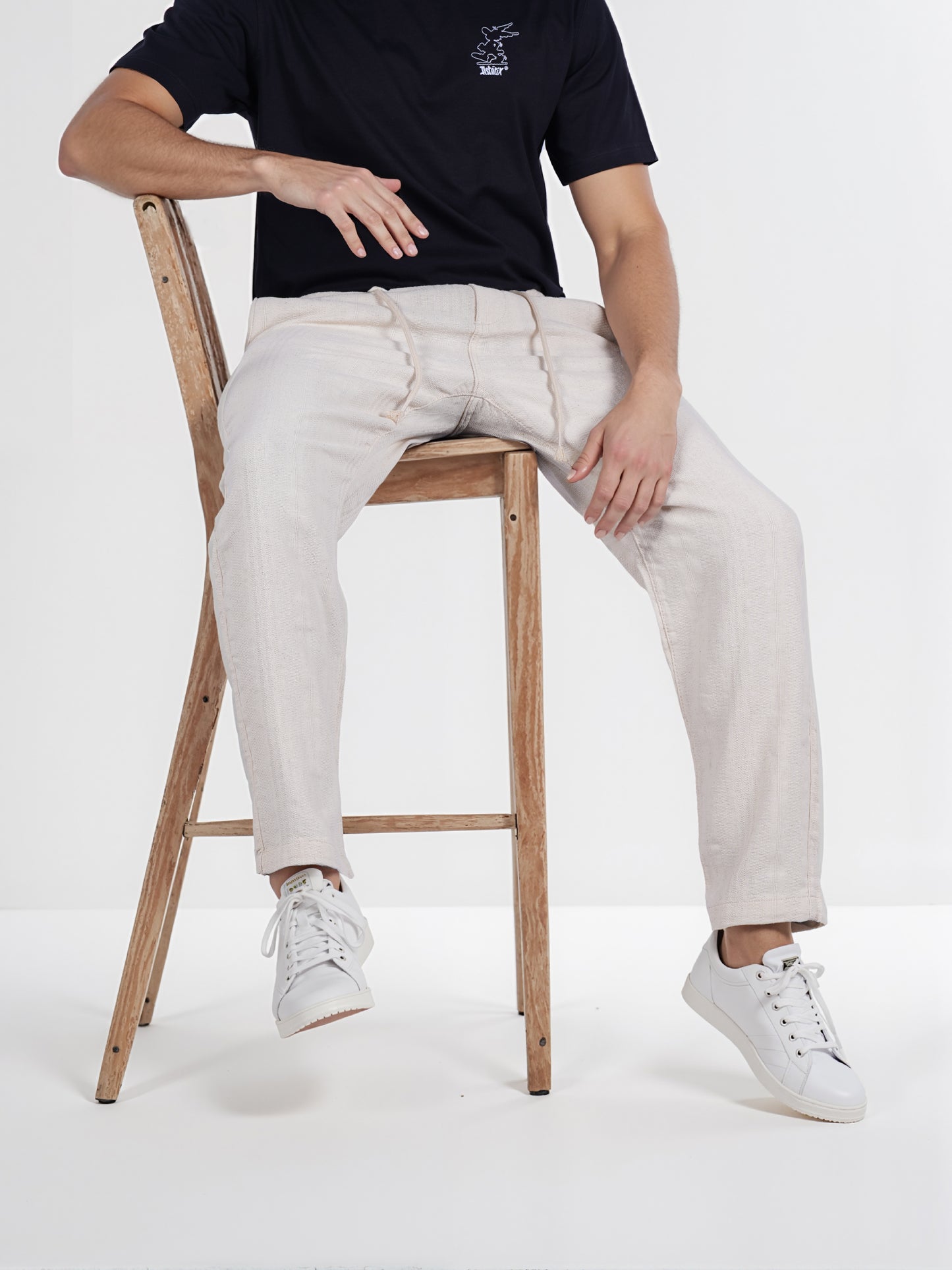 Celio* Men Beige Solid Relaxed Fit Casual Trouser