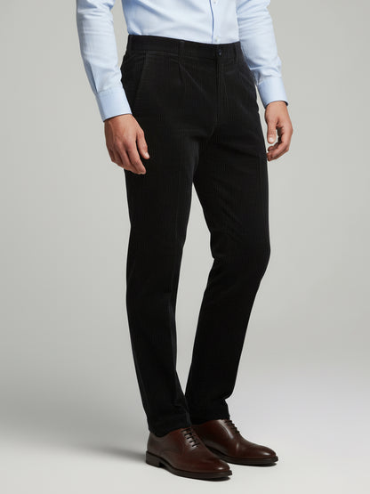 Celio* Men Black Solid Straight Fit Cotton Trousers