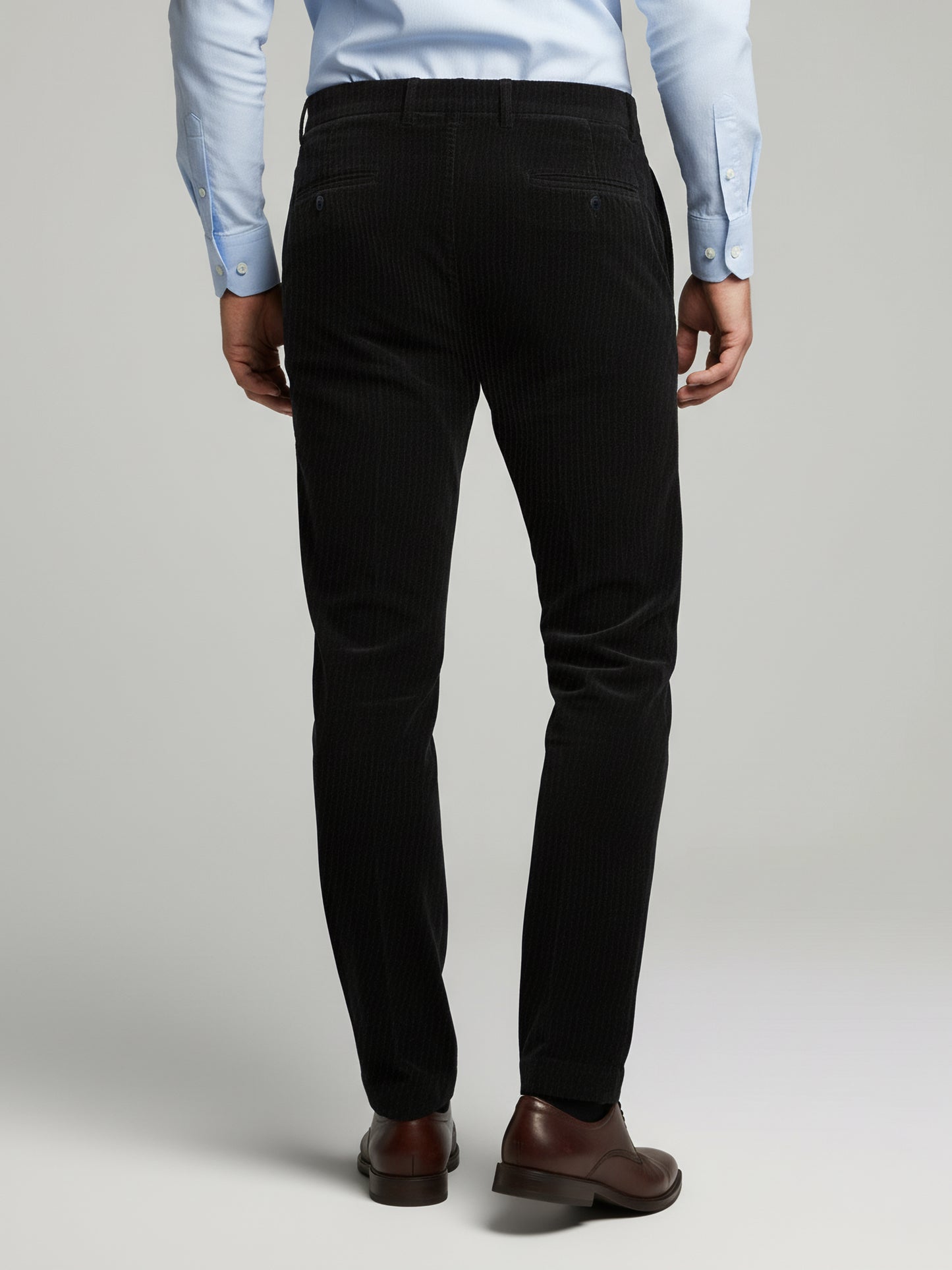 Celio* Men Black Solid Straight Fit Cotton Trousers