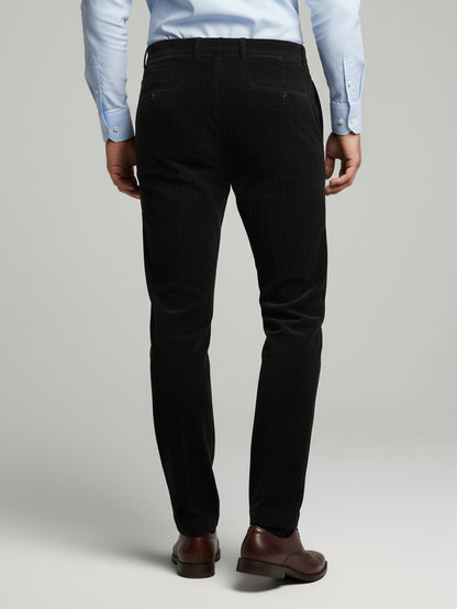 Celio* Men Black Solid Straight Fit Cotton Trousers