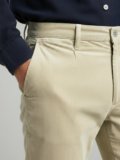 Celio* Men Cream Solid Straight Fit Cotton Trousers